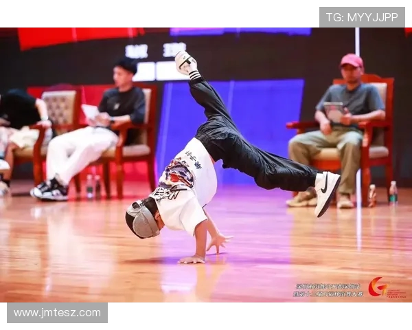 深圳街舞队如何通过进攻革新引领街舞潮流的全新风尚与发展趋势 深圳街舞队如何通过进攻革新引领街舞潮流的全新风尚与发展趋势